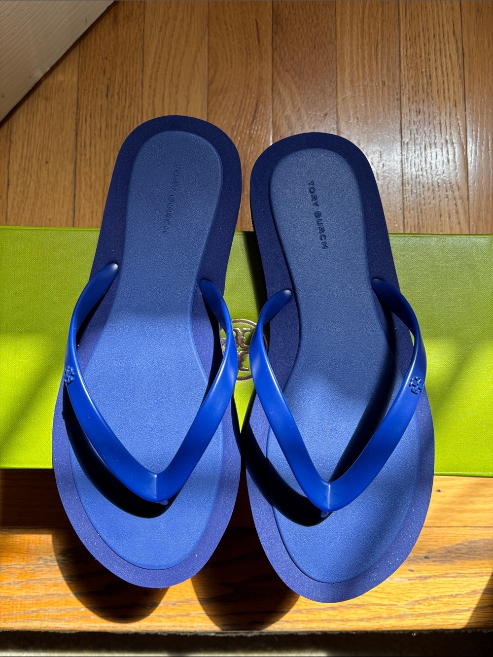 Tory Burch Kira Blue Women's Flip Flop Sandals nwt size 8